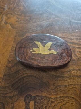 Bird-Themed Wooden Trinket Dish with Gold Inlay - Brown